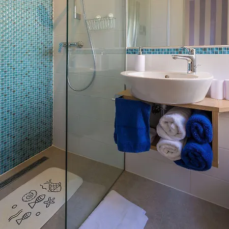 Strandnahe Mit Meerblick, 2 Bikes, Beheiztem Privatpool - Nur 300 Meter Zum Prázdninový dům