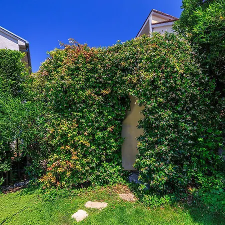 Strandnahe Mit Meerblick, 2 Bikes, Beheiztem Privatpool - Nur 300 Meter Zum