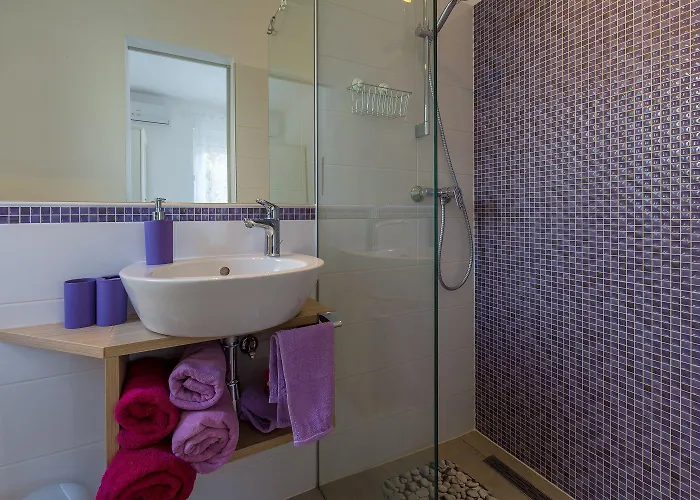 Strandnahe Mit Meerblick, 2 Bikes, Beheiztem Privatpool - Nur 300 Meter Zum Nyaraló Dramalj